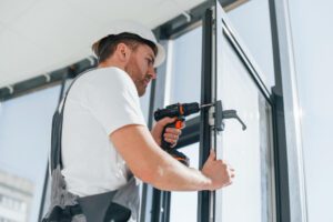Регулировка пластиковых окон